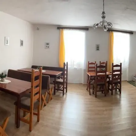 Zu Hause Hétvégi ház Ménhárd