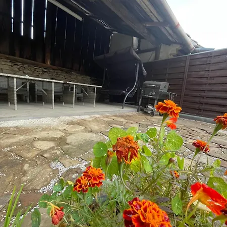 Zu Hause Country house